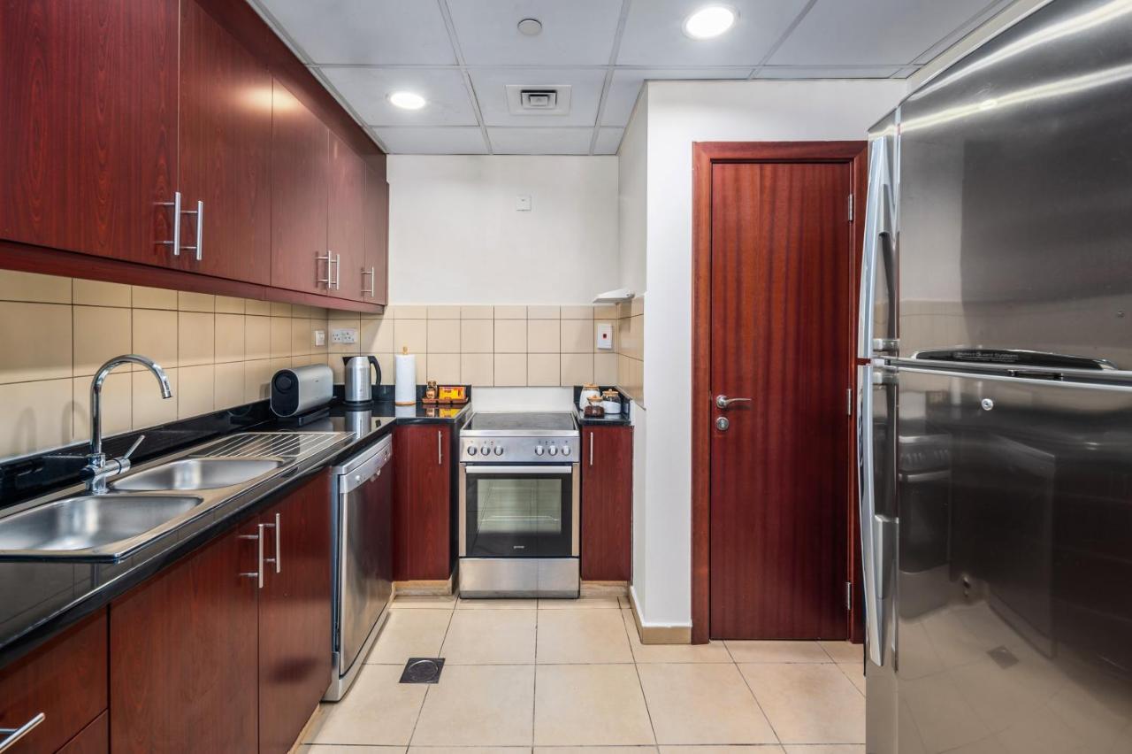 Lovely 2-Bed Condo In Jbr - 5 Mins From Beach - Palm View! Dubai Exterior foto