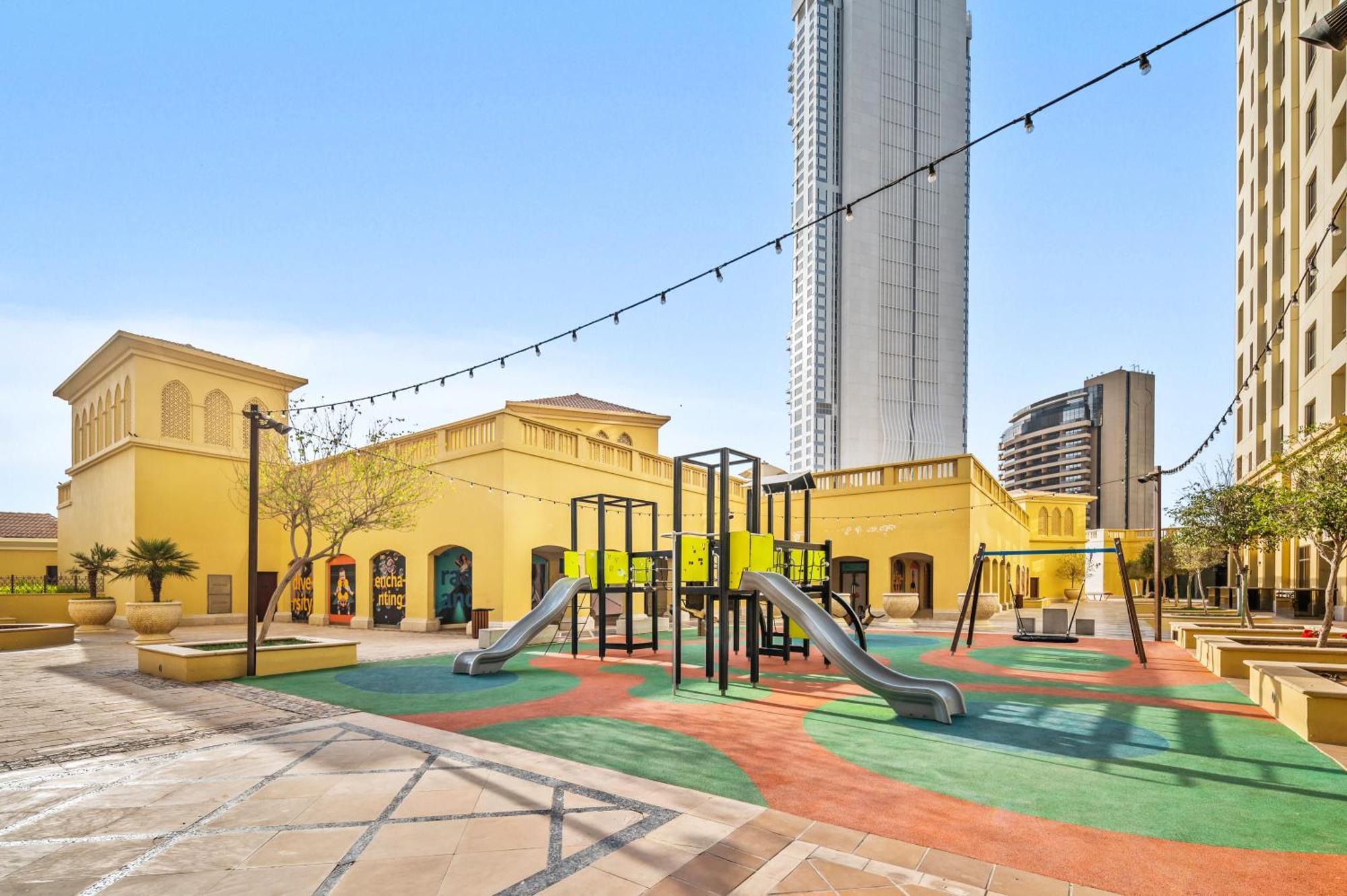 Lovely 2-Bed Condo In Jbr - 5 Mins From Beach - Palm View! Dubai Exterior foto